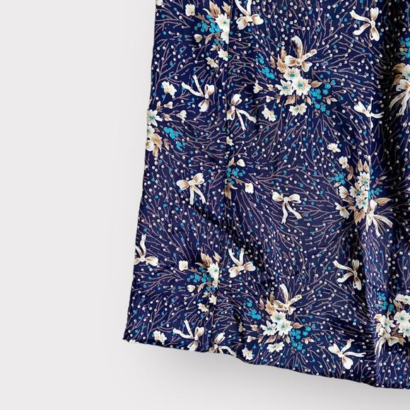 Karapenn Mid-length Floral Skirt Blue S - Picture 5 of 6